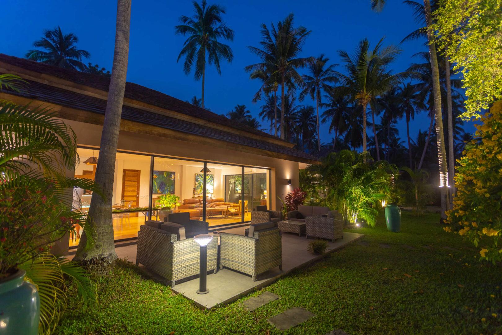 CocoCool Villas for rent in Koh Phangan with swimmingpool. Perfect for hollidays and private events.